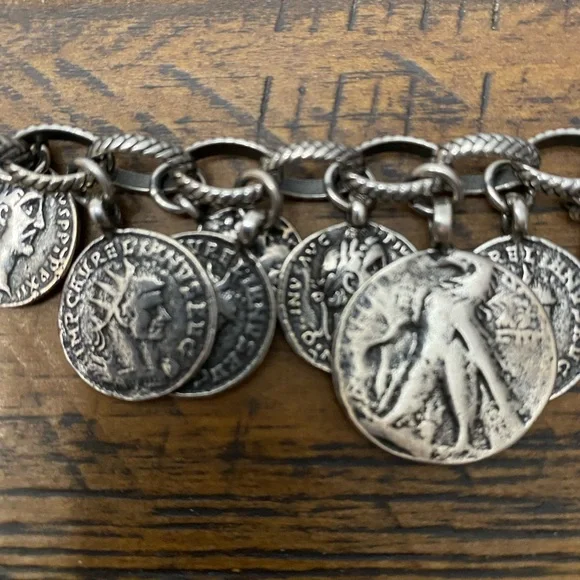 Retired Silpada sterling Silver Oxidized Roman Coin Cha Cha Charm bracelet B1624 - Picture 3 of 6